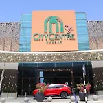 Cozy 2Br Masdar Pool Parking And Near Airport
