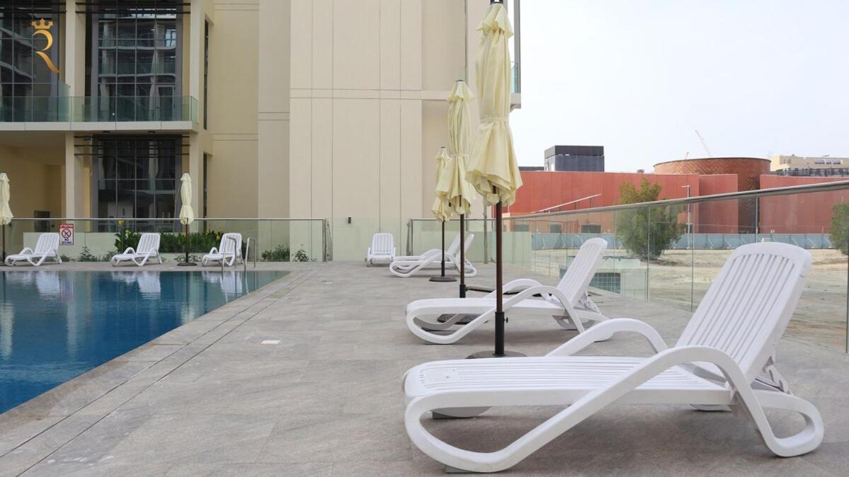 Cozy 2br Masdar Pool Parking And Near Airport Apartment Abu Dhabi