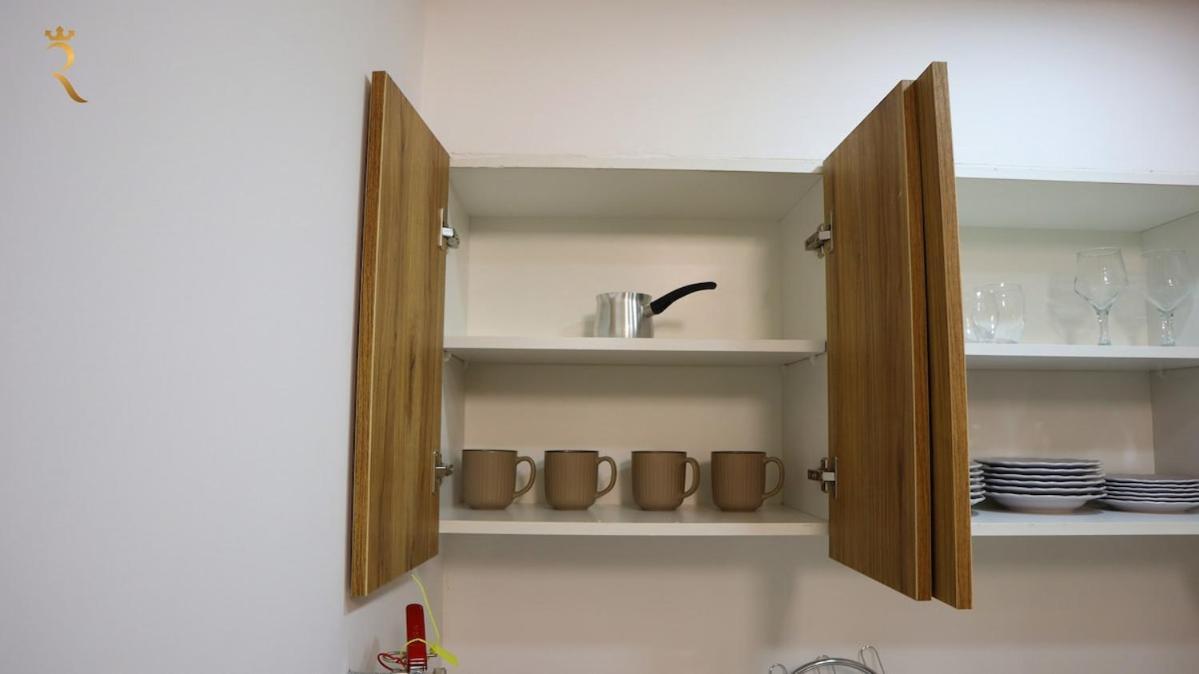 Cozy 2br Masdar Pool Parking And Near Airport * Abu Dhabi